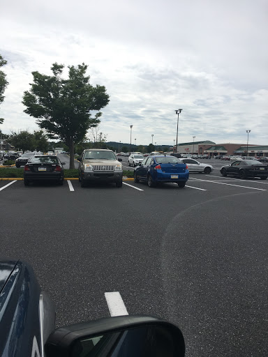 Shopping Mall «Lehigh Shopping Center», reviews and photos, W Union Blvd, Bethlehem, PA 18018, USA