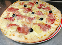 Photos du propriétaire du Pizzas à emporter SONIA PIZZA à Cornant - n°5