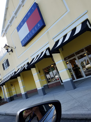 Shopping Mall «Gulfport Premium Outlets», reviews and photos, 10000 Factory Shop Blvd, Gulfport, MS 39503, USA