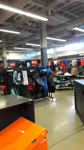 Sportswear Store «Nike», reviews and photos, 1261 Woodward Ave, Detroit, MI 48226, USA