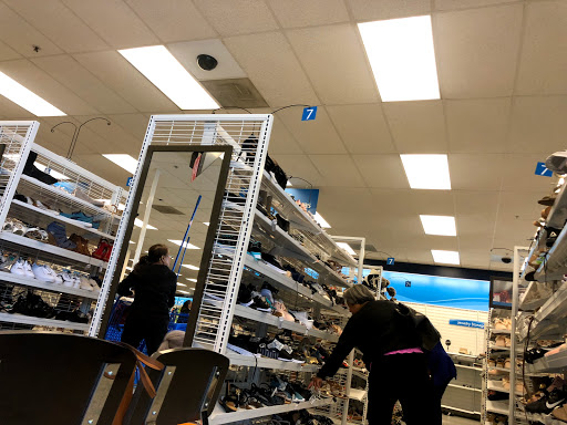 Clothing Store «Ross Dress for Less», reviews and photos, 3500 East-West Hwy, Hyattsville, MD 20782, USA