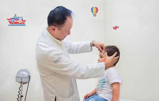 Neurólogo Pediatra - Dr. Daniel Koc Gonzales