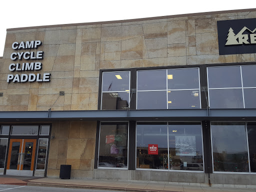 Camping Store «REI», reviews and photos, 1703 S Brentwood Blvd, Brentwood, MO 63144, USA