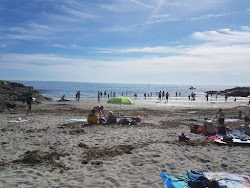 Plage du Poulgor'in fotoğrafı küçük koy ile birlikte