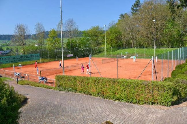 Rezensionen über TC Neubüel Wädenswil in Einsiedeln - Sportstätte