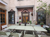 Atmosphère du Maison Millière - Restaurant Boutique Bar à vin et Salon de thé à Dijon - n°8