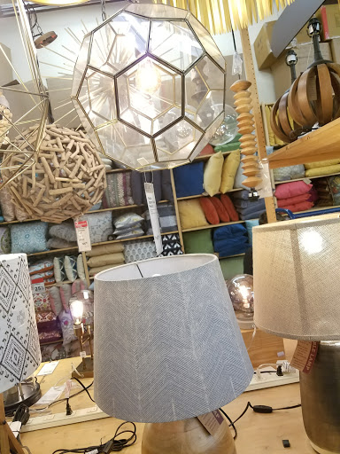 Furniture Store «Cost Plus World Market», reviews and photos, 2155 W 22nd St #500, Oak Brook, IL 60523, USA