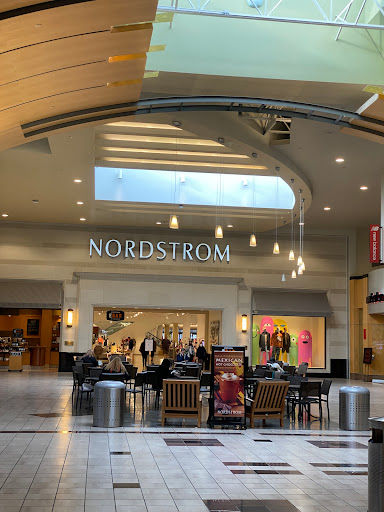 Department Store «Nordstrom Alderwood Mall», reviews and photos, 3200 184th St SW, Lynnwood, WA 98037, USA