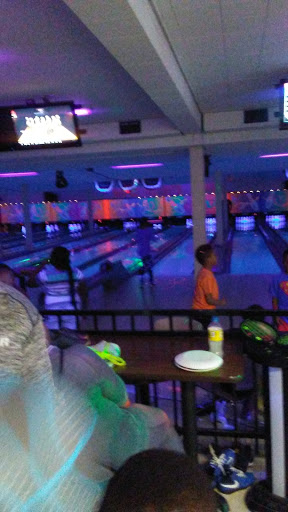 Bowling Alley «Maple Heights Lanes», reviews and photos, 15809 Libby Rd, Maple Heights, OH 44137, USA