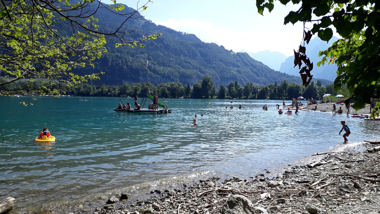 Fotografija Strandbad Flihorn z turkizna čista voda površino