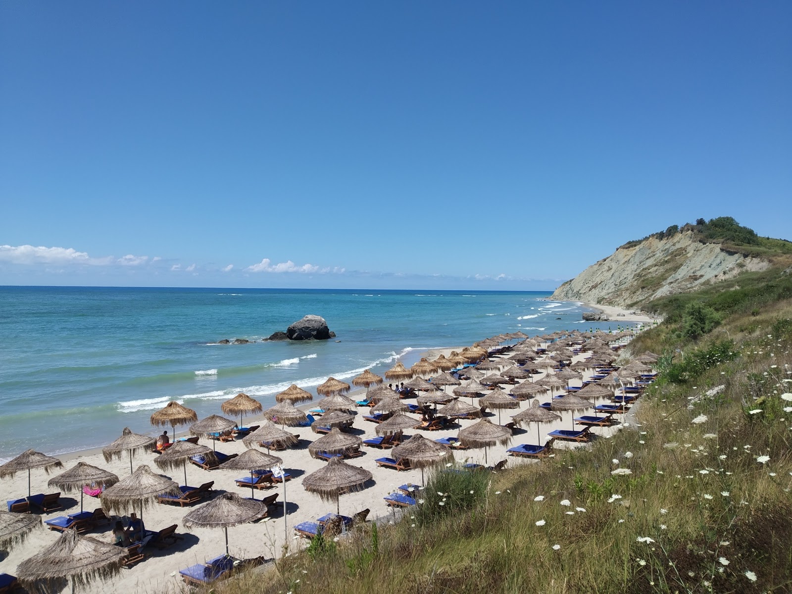 Portez Beach'in fotoğrafı birden fazla geniş koy ile birlikte