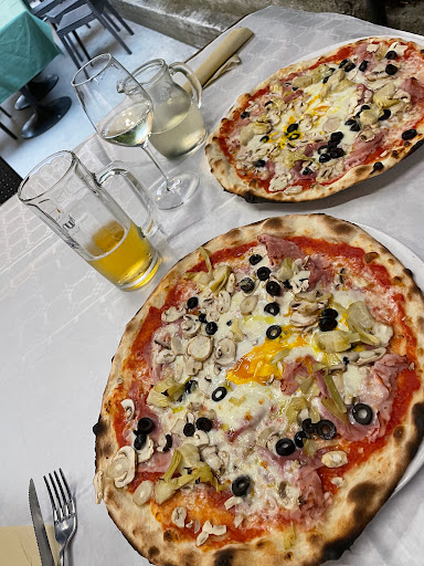 Bar Ristorante Pizzeria Paracallà in San Ginesio, Provincia di Macerata