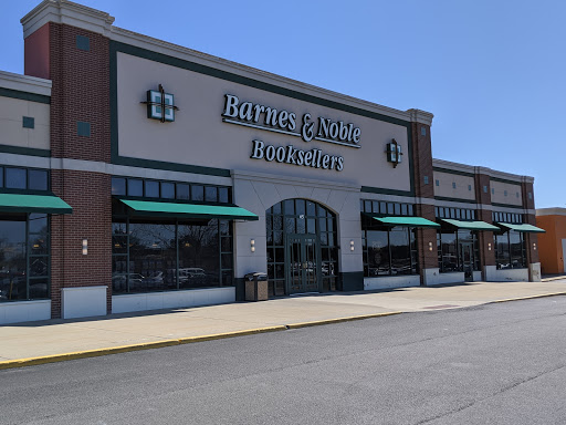 Barnes & Noble, 65 E Marketview Dr, Champaign, IL 61820, USA, 
