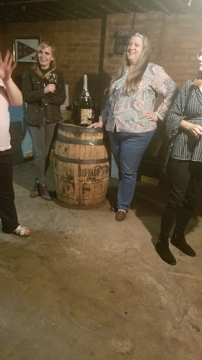 Wine Store «Village Wine Shop», reviews and photos, 15228 E Jefferson Ave, Grosse Pointe Park, MI 48230, USA