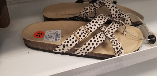 Clothing Store «Ross Dress for Less», reviews and photos, 2525 NE 10th Ct, Homestead, FL 33033, USA