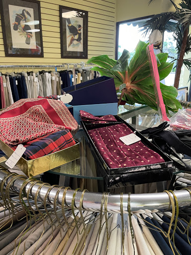 Thrift Store «Tambourine Resale Shop», reviews and photos, 1619 10th Ave, Vero Beach, FL 32960, USA