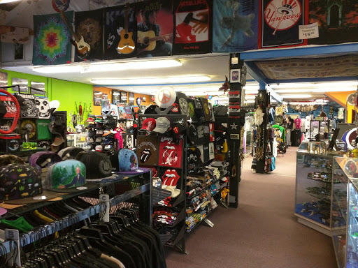 Boutique «Old Glory Boutique», reviews and photos, 1804 Boston Post Rd, Old Saybrook, CT 06475, USA