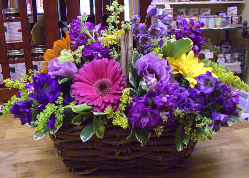 Florist «The Country Thyme Shoppe», reviews and photos, 321 Liberty St, Hanson, MA 02341, USA