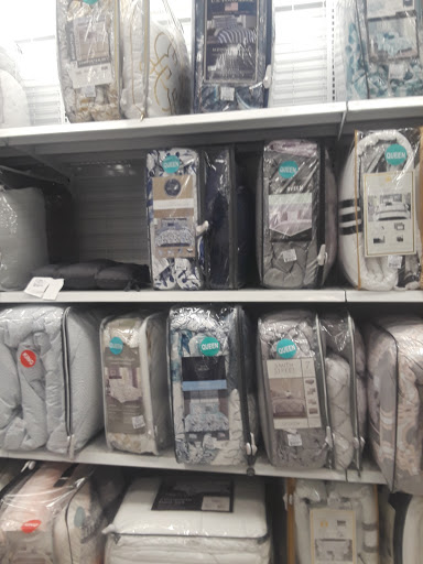 Clothing Store «Ross Dress for Less», reviews and photos, 8540 Fourwinds Dr, Windcrest, TX 78239, USA