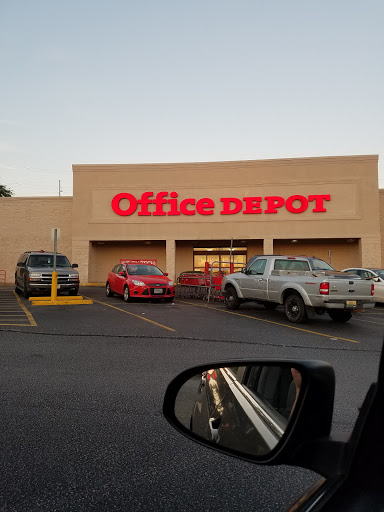 Office Depot, 1515 Skyland Blvd E, Tuscaloosa, AL 35405, USA, 