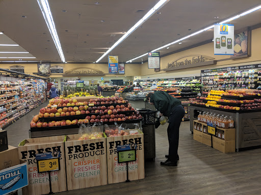 Grocery Store «Safeway», reviews and photos, 151 Walkers Village Way, Walkersville, MD 21793, USA