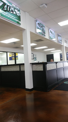 Used Car Dealer «DriveTime Used Cars», reviews and photos, 8801 Kingston Pike, Knoxville, TN 37923, USA