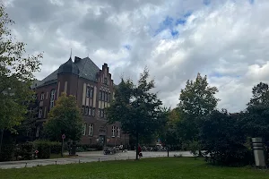 Charité – Universitätsmedizin Berlin Klinik für Psychiatrie und Psychotherapie image