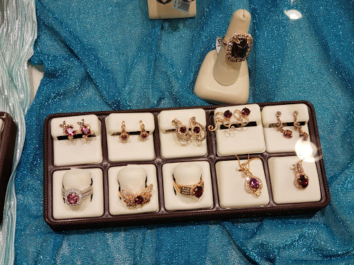 Jewelry Store «Jared The Galleria of Jewelry», reviews and photos, 567 E Townline Rd, Vernon Hills, IL 60061, USA