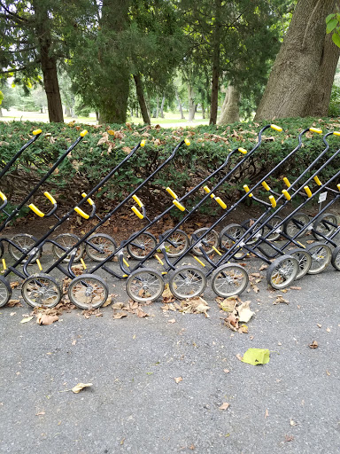 Golf Course «Village Greens Golf Course», reviews and photos, 3809 Penn Ave, Reading, PA 19608, USA