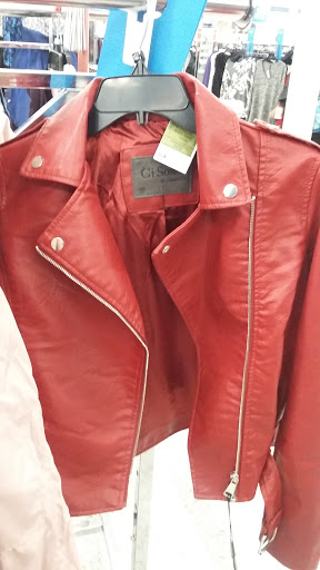 Clothing Store «Ross Dress for Less», reviews and photos, 352 S College Rd, Wilmington, NC 28403, USA