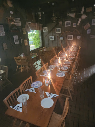 American Restaurant «Cracker Barrel Old Country Store», reviews and photos, 3160 Green Mt Crossing Dr, Shiloh, IL 62269, USA