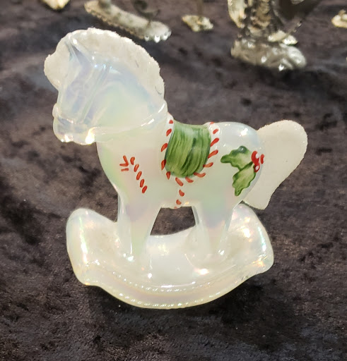 Thrift Store «Hand to Hand Thrift Store», reviews and photos, 785 Terryville Ave, Bristol, CT 06010, USA