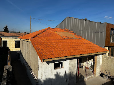 L'ARTISAN CHARPENTIER- Pierre Gimenez à Bègles