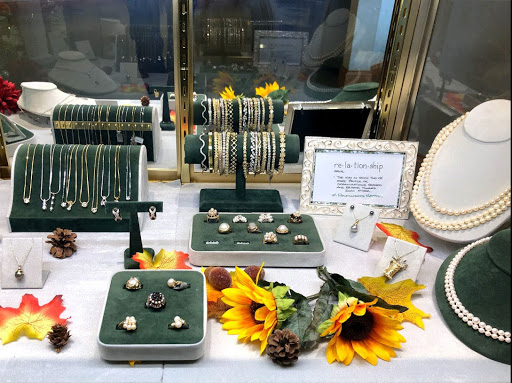 Jewelry Store «Abshire & Haylan Jewelers», reviews and photos, 2073 Graham Rd, Stow, OH 44224, USA