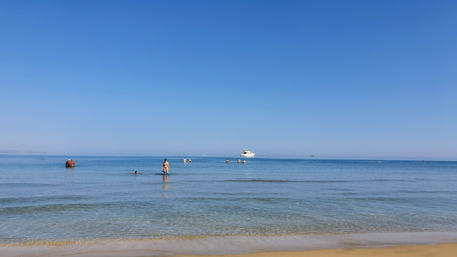 Lady's Mile beach photo #8