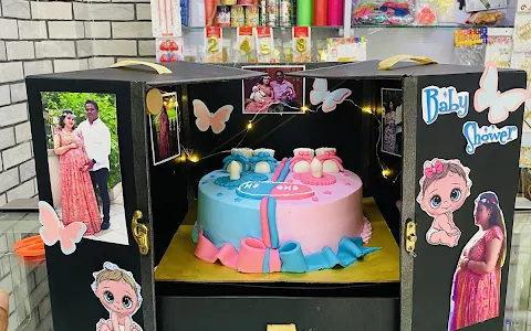 12 “O” clock cake shop image