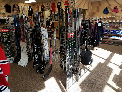 Community Center «Scott R. Triphahn Community Center & Ice Arena», reviews and photos, 1685 W Higgins Rd, Hoffman Estates, IL 60169, USA