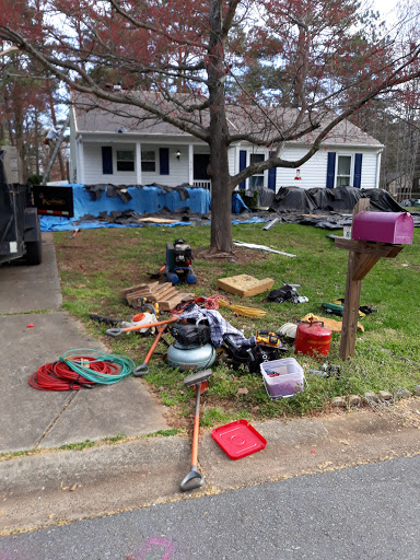 Roofing Contractor «Roof Roof», reviews and photos, 2828 Queen City Dr, Charlotte, NC 28208, USA