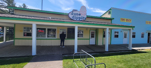 Dune Town Specialty Shops