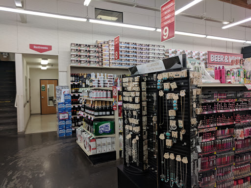 Department Store «Bi-Mart», reviews and photos, 514 W Main St, Molalla, OR 97038, USA