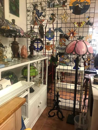 Gulfport Antiques & Collectibles