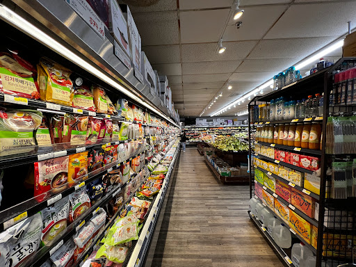 Korean Grocery Store «H Mart», reviews and photos, 34 E Golf Rd, Schaumburg, IL 60173, USA