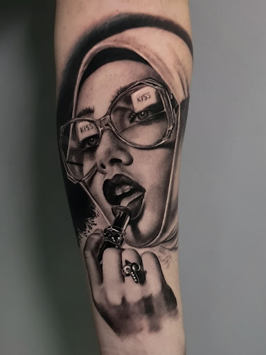 Cleopatra Ink Tattoo & Piercing Wiesbaden Studio