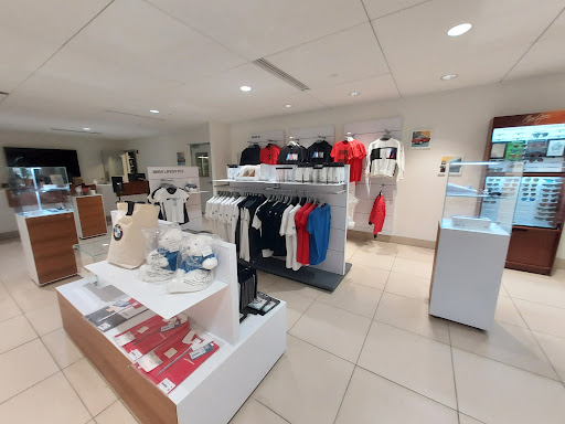 BMW Dealer «Chapman BMW On Camelback», reviews and photos, 830 E Camelback Rd, Phoenix, AZ 85014, USA