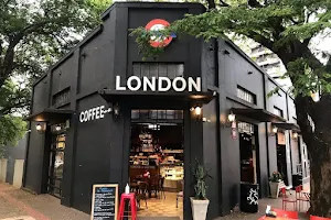 LONDON COFFEE E STEAK MARINGÁ image