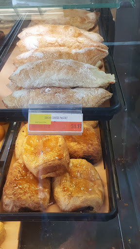 Grocery Store «Meridian Food Market», reviews and photos, 812 6th St, Miami Beach, FL 33139, USA