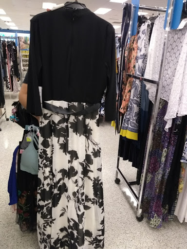 Clothing Store «Ross Dress for Less», reviews and photos, 550 John Ross Pkwy, Rock Hill, SC 29730, USA