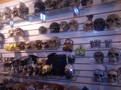 Book Store «Pyramid Books», reviews and photos, 214 Derby St, Salem, MA 01970, USA