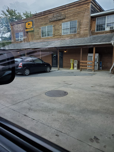Convenience Store «Cacapon Market», reviews and photos, 9089 Valley Rd, Berkeley Springs, WV 25411, USA