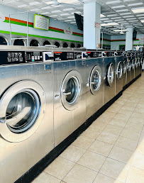 Refresh Laundry - Photo 4 - Car repair in Philadelphia, PA, Philadelphia